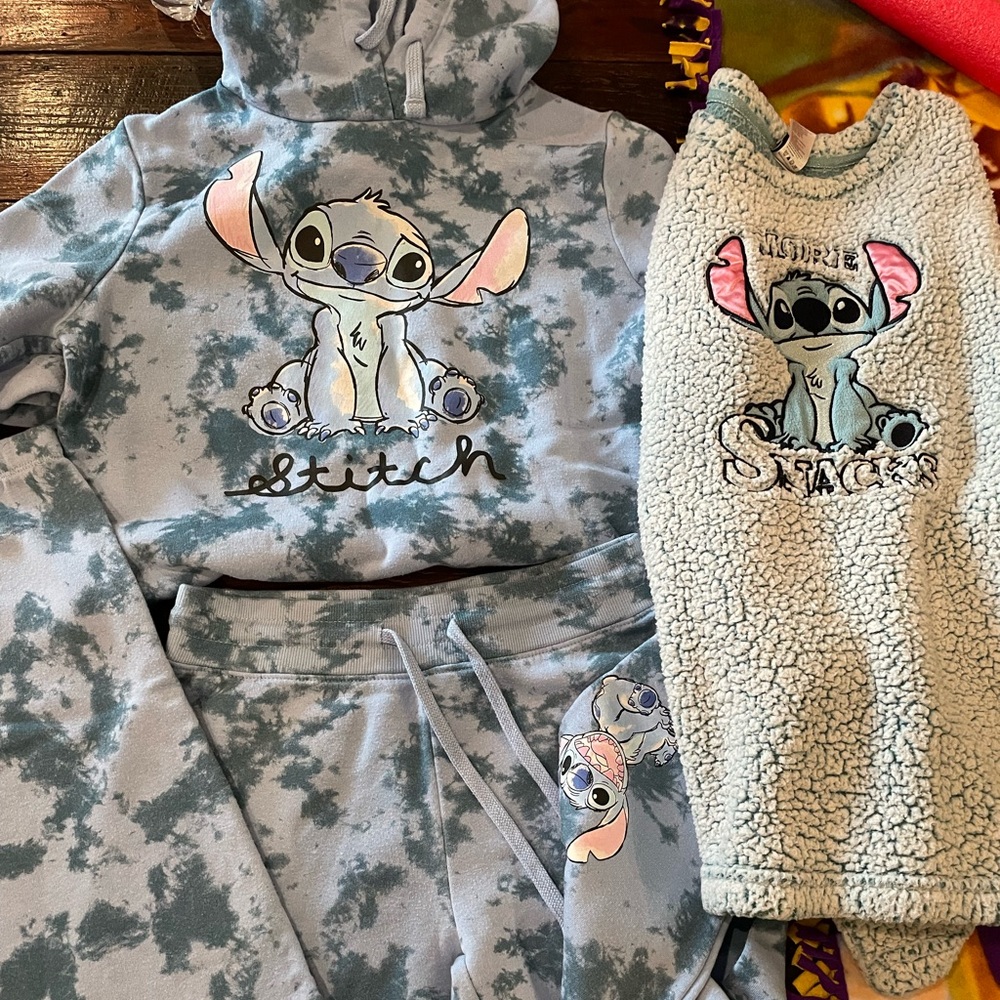 Disneys stitch bundle two piece sweatsuit and sweater